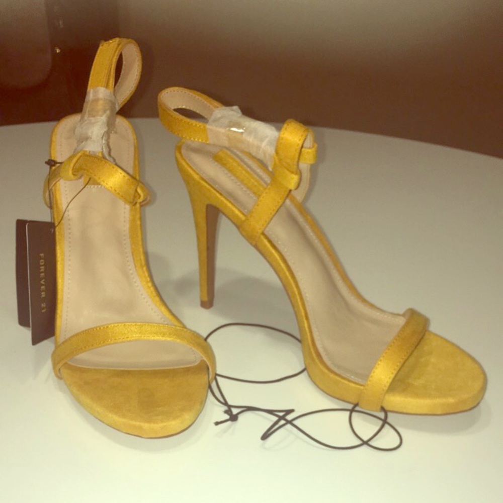 Brand new yellow heels